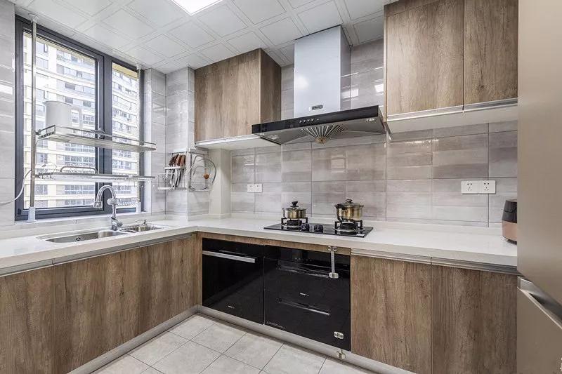 合肥厨房装修设计.jpg 合肥厨房装修设计.jpg